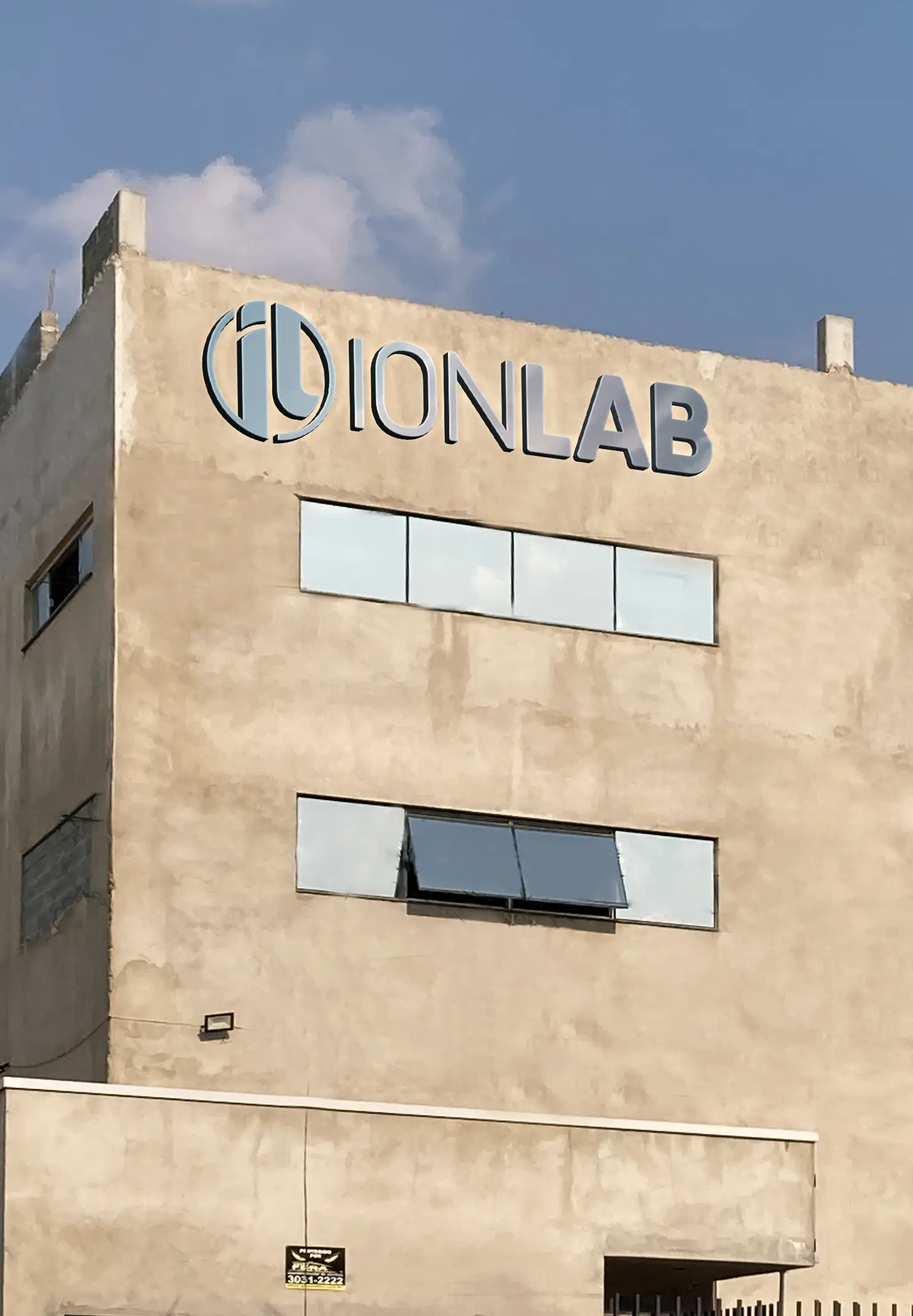 fachada ionlab